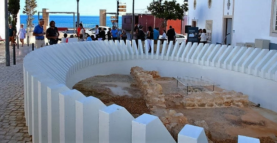 Vestígios do Castelo de Albufeira, Portugal